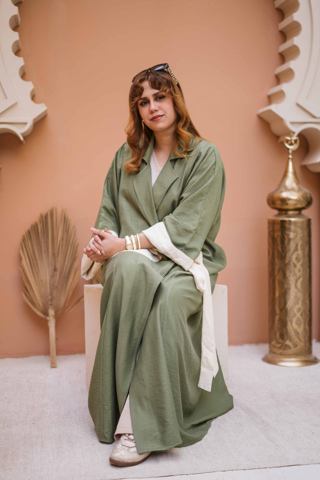 Minimal Wrap Abaya with Contrast Details